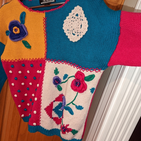 Vintage SKY wear Pink Blue Floral Flower Embellished Women size M Sweater - Picture 6 of 11